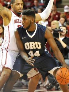 Owens had great size listed at 6'9" and 260lbs.